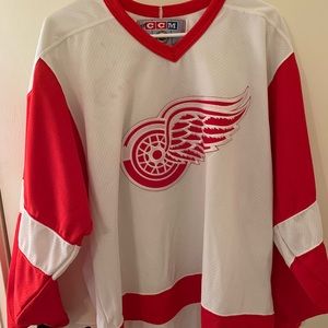 Nameless Redwings Jersey